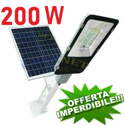 https://www.chuknet.it/602/faro-led-lampione-stradale-200w-luce-fredda-con-pannello-solare-fotovoltaico-staffa-telecomando.jpg
